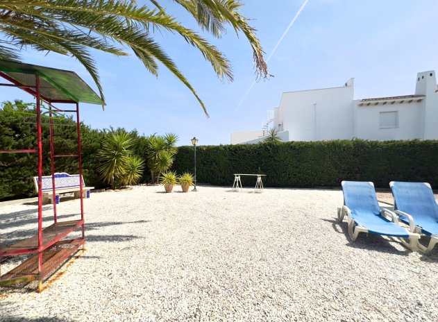 Herverkoop - Villa - Orihuela Costa - La Zenia