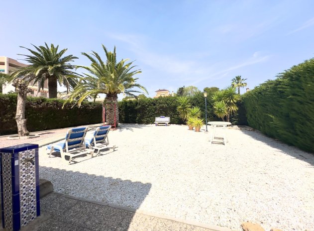Herverkoop - Villa - Orihuela Costa - La Zenia