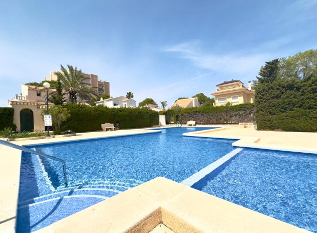 Herverkoop - Villa - Orihuela Costa - La Zenia