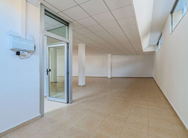 Herverkoop - Commercieel - Torrevieja - Nueva Torrevieja - Aguas Nuevas