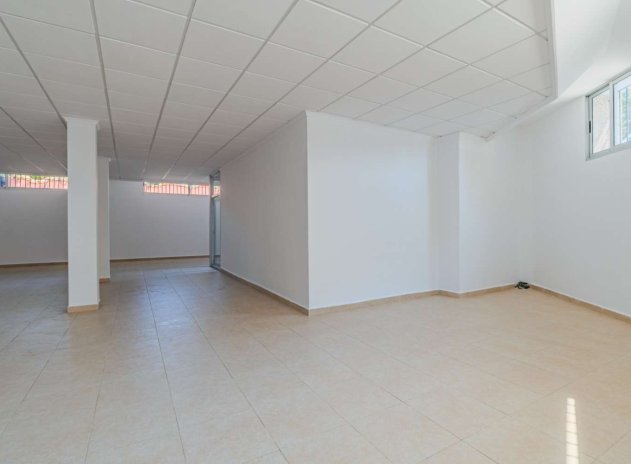 Herverkoop - Commercieel - Torrevieja - Nueva Torrevieja - Aguas Nuevas