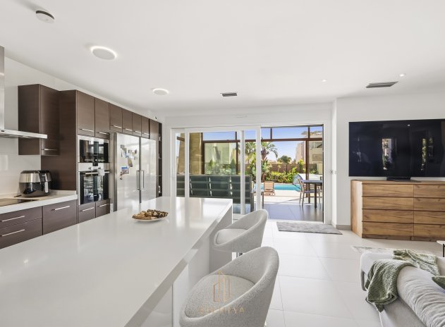Herverkoop - Villa - Torrevieja - Aguas Nuevas