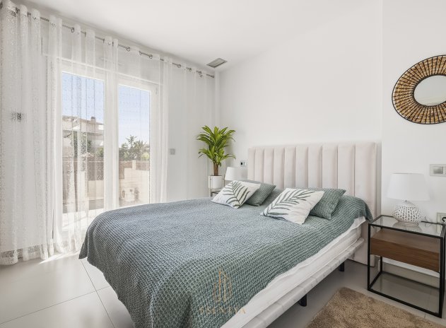 Herverkoop - Villa - Torrevieja - Aguas Nuevas