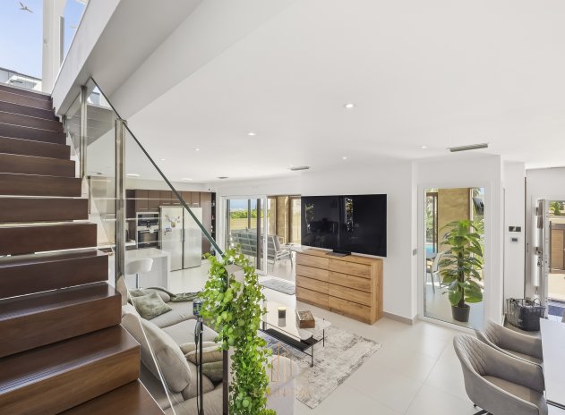 Herverkoop - Villa - Torrevieja - Aguas Nuevas
