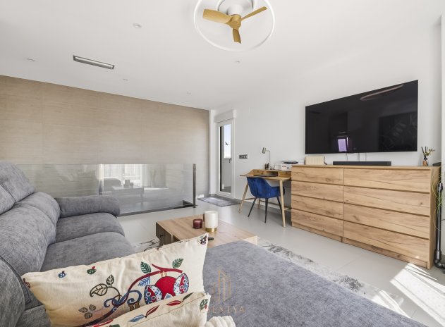 Herverkoop - Villa - Torrevieja - Aguas Nuevas