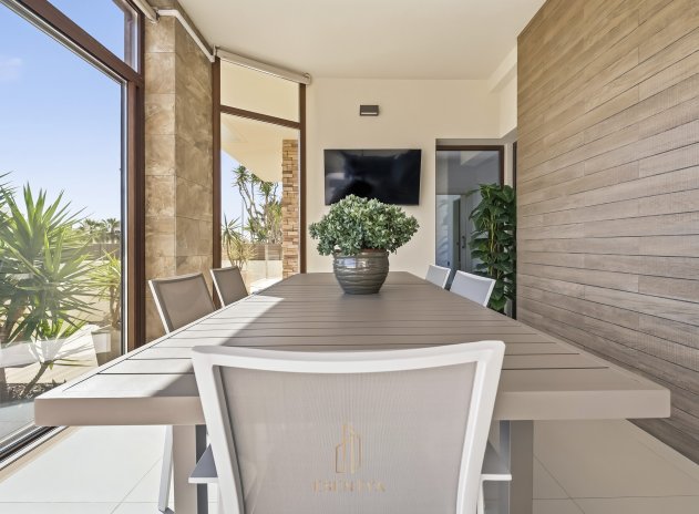 Herverkoop - Villa - Torrevieja - Aguas Nuevas