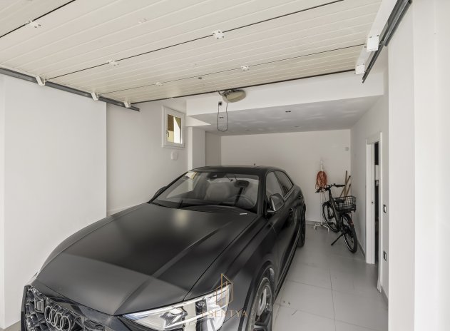 Herverkoop - Villa - Torrevieja - Aguas Nuevas
