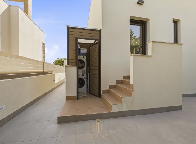 Herverkoop - Villa - Torrevieja - Aguas Nuevas