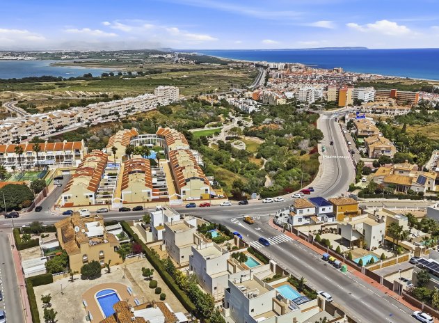 Herverkoop - Villa - Torrevieja - Aguas Nuevas
