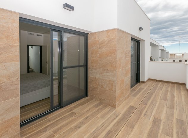 Resale - Villa * - Los Montesinos