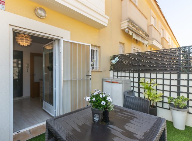 Herverkoop - Rijwoning - Lomas de Cabo Roig