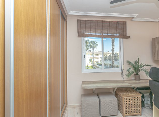 Herverkoop - Rijwoning - Lomas de Cabo Roig