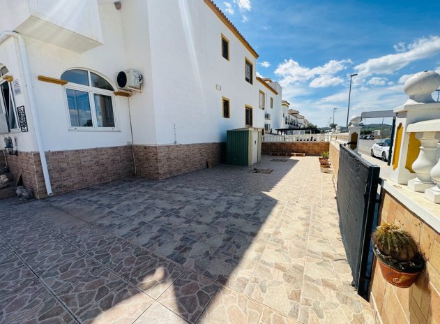 Herverkoop - Appartement - Orihuela - Entre Naranjos