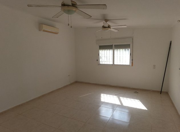 Revente - Villa - Dolores