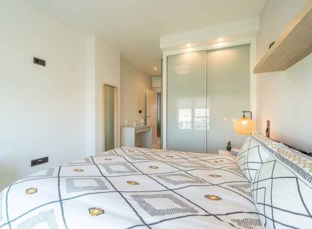 Herverkoop - Appartement - Guardamar del Segura - El Raso