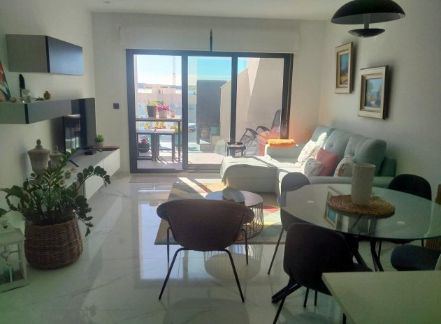 Herverkoop - Appartement - Guardamar del Segura - El Raso