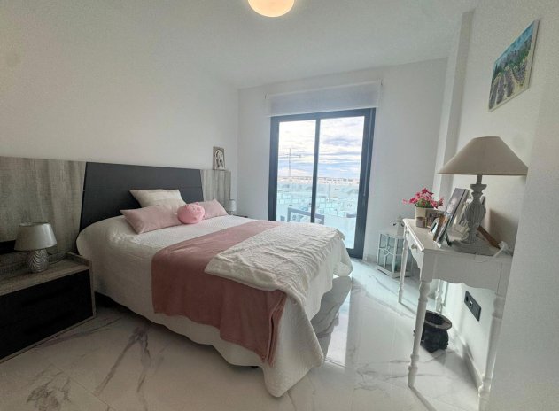 Herverkoop - Appartement - Guardamar del Segura - El Raso