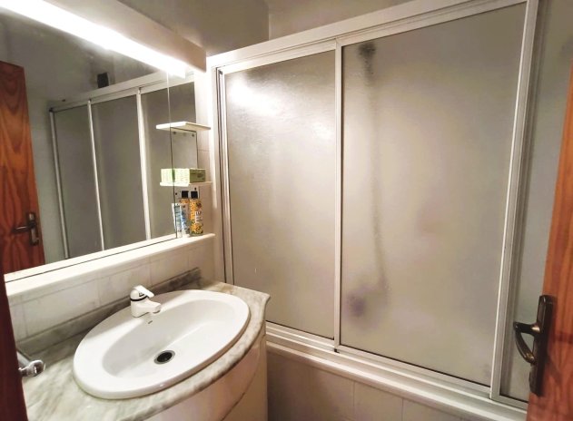 Herverkoop - Appartement - Torrevieja - La Siesta