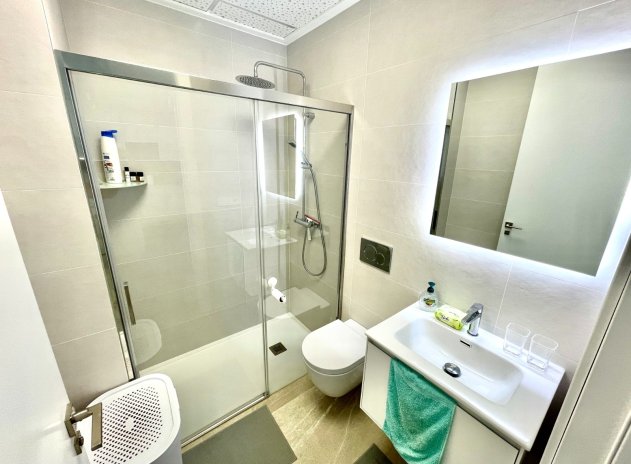 Resale - Apartment / Flat * - Benijofar *
