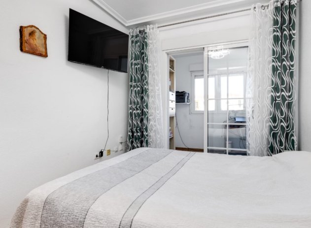 Revente - Maison mitoyenne - Torrevieja