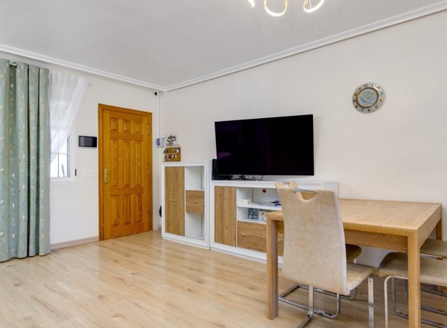 Revente - Maison mitoyenne - Torrevieja