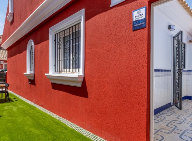 Herverkoop - Villa - Orihuela Costa - Villamartín