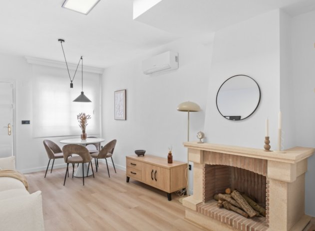 Herverkoop - Villa - Orihuela Costa - Villamartín