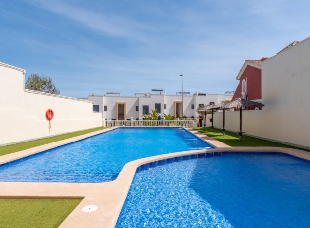 Herverkoop - Villa - Orihuela Costa - Villamartín
