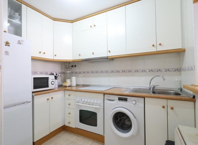 Reventa - Apartamento / Piso - Torrevieja - La Mata