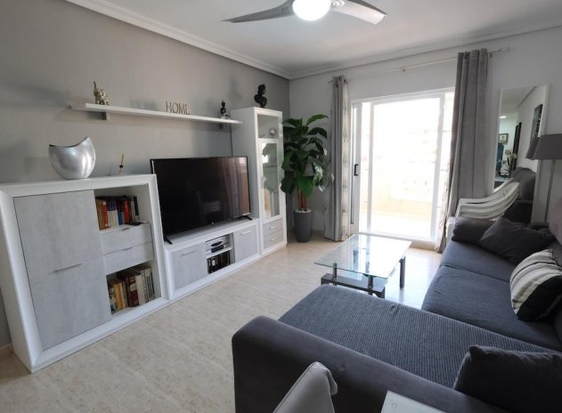 Reventa - Apartamento / Piso - Torrevieja - La Mata