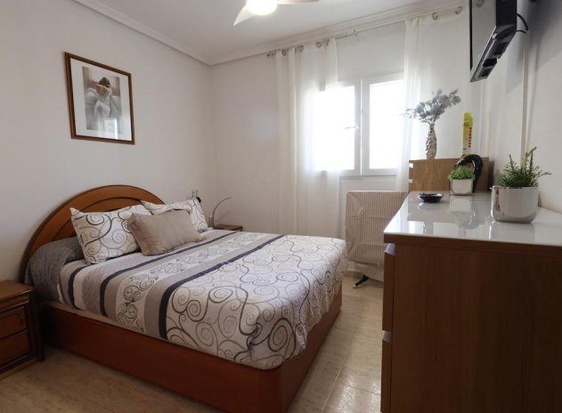 Reventa - Apartamento / Piso - Torrevieja - La Mata