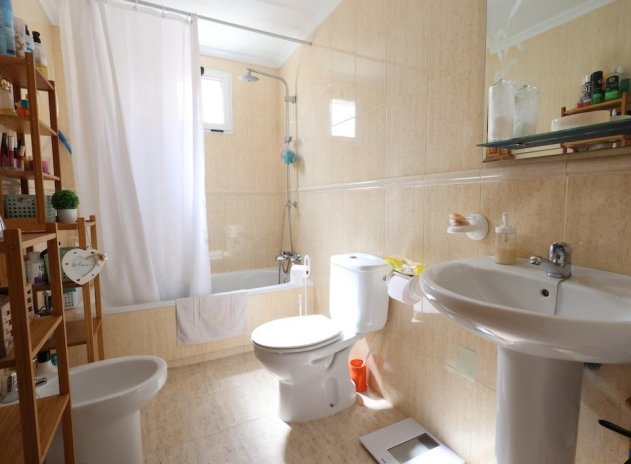 Reventa - Apartamento / Piso - Torrevieja - La Mata