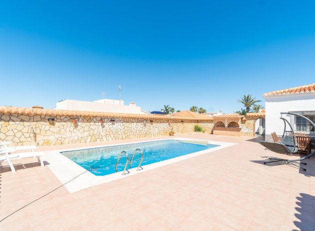 Reventa - Villa - Torrevieja - Torretas