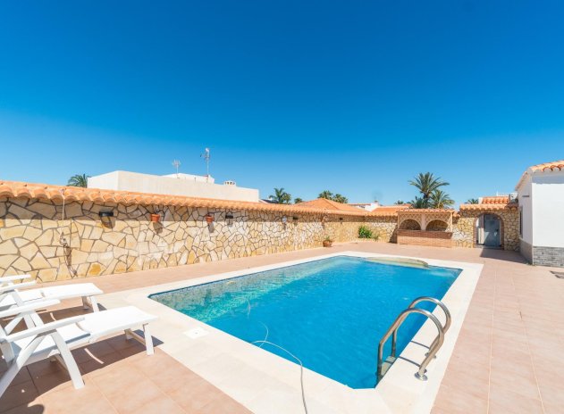 Reventa - Villa - Torrevieja - Torretas