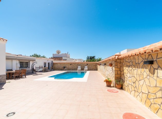 Reventa - Villa - Torrevieja - Torretas