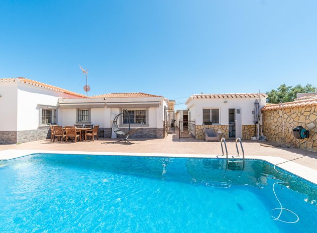 Reventa - Villa - Torrevieja - Torretas