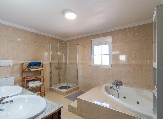 Reventa - Villa - Torrevieja - Torretas