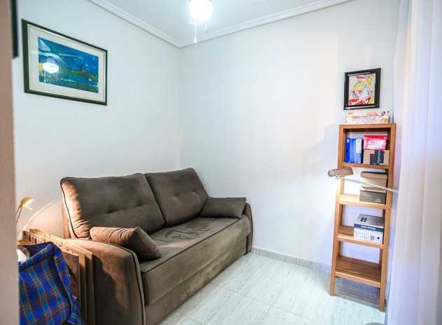Resale - Apartment / Flat * - ALICANTE - La Florida