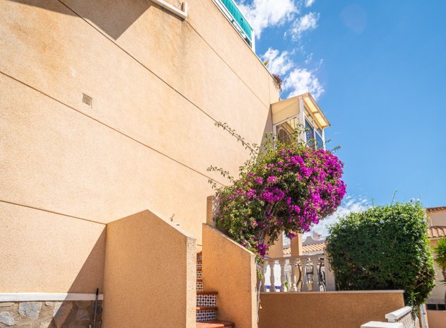 Resale - Apartment / Flat * - ALICANTE - La Florida