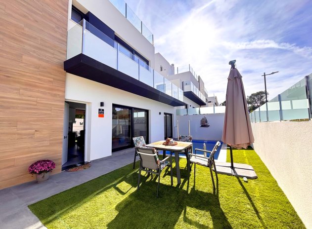 Resale - Villa * - Villamartin * - Villamartín * 