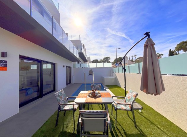 Resale - Villa * - Villamartin * - Villamartín * 
