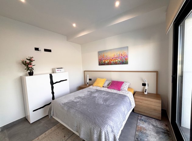 Resale - Villa * - Villamartin * - Villamartín * 