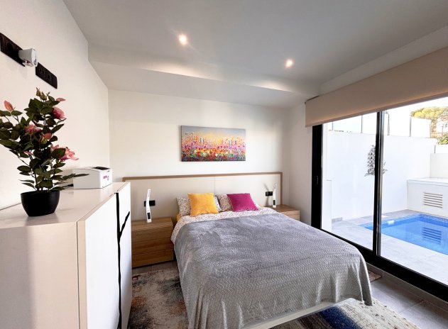 Resale - Villa * - Villamartin * - Villamartín * 