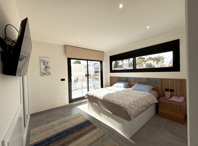 Resale - Villa * - Villamartin * - Villamartín * 