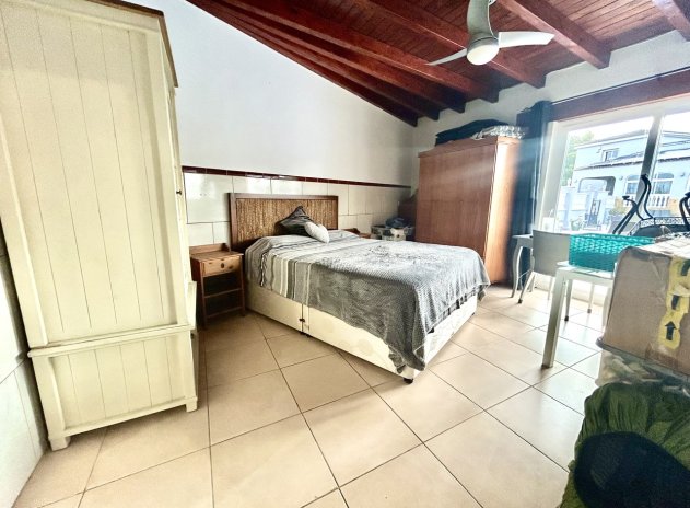 Herverkoop - Villa - Catral