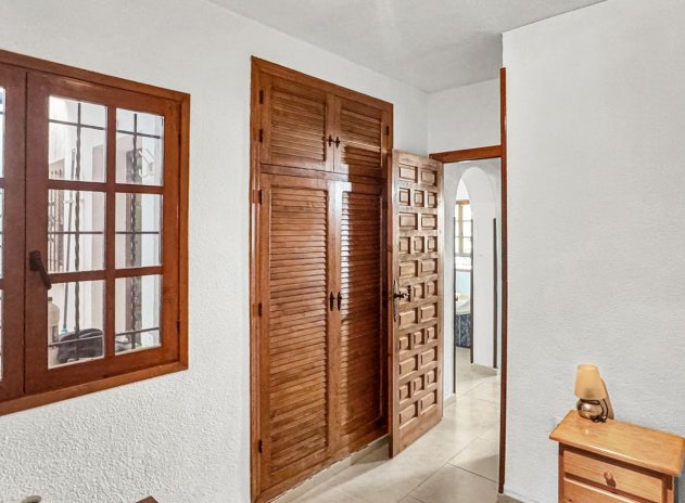Revente - Appartement - Torrevieja - Aguas Nuevas