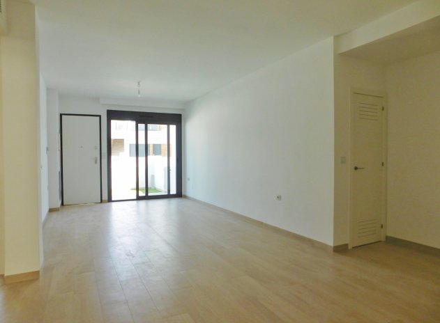 Reventa - Apartamento / Piso - San Miguel de Salinas