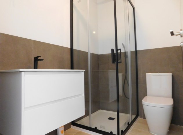 Reventa - Apartamento / Piso - San Miguel de Salinas