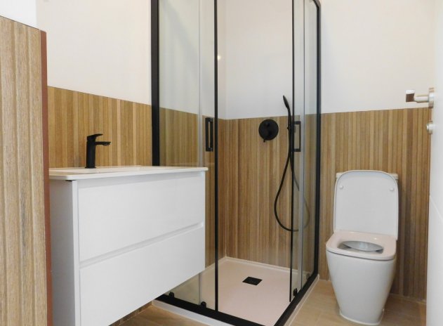 Reventa - Apartamento / Piso - San Miguel de Salinas