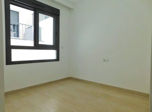 Reventa - Apartamento / Piso - San Miguel de Salinas